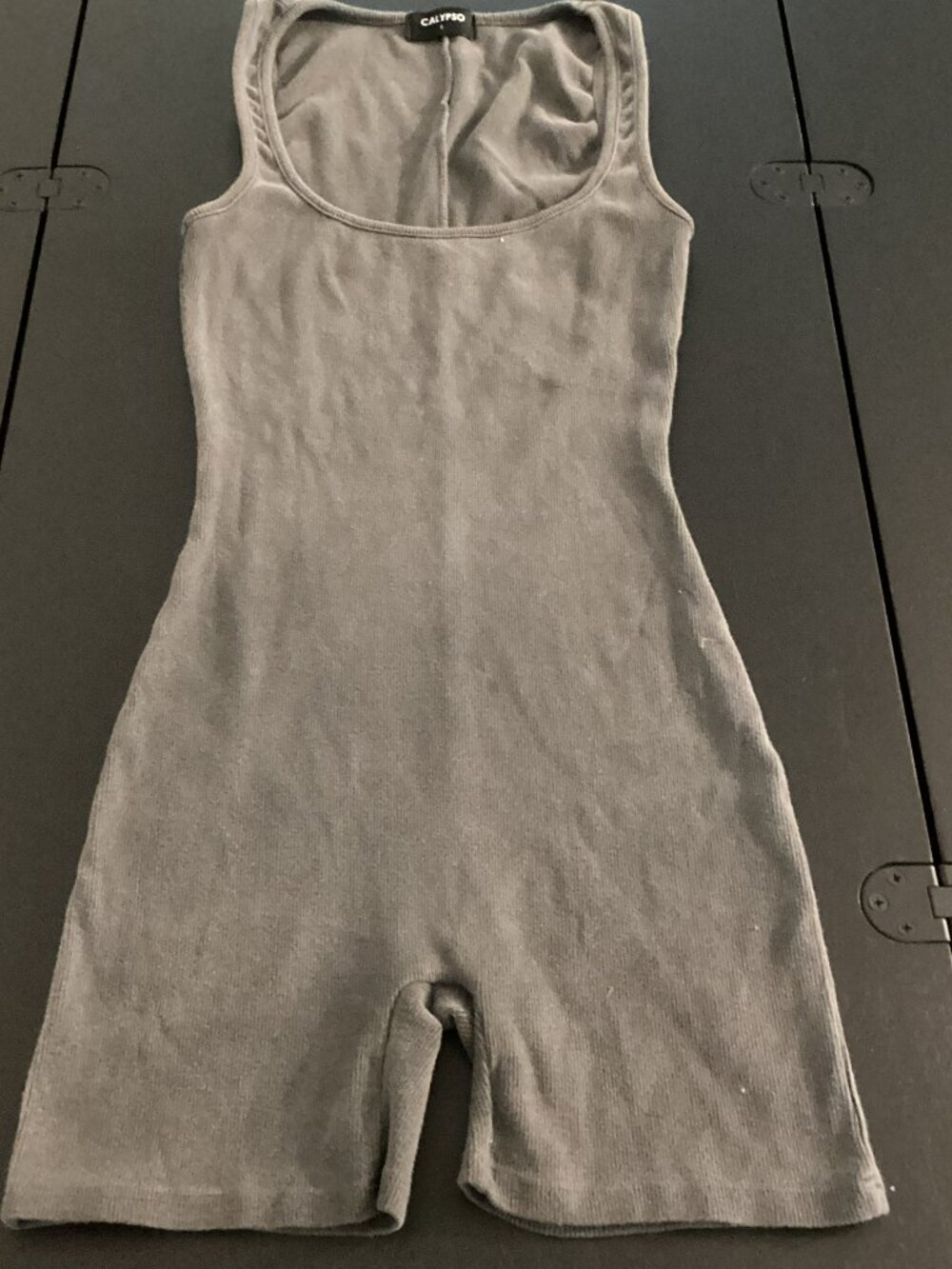 Calypso Gray Scoop Neck Sleeveless Romper - Small